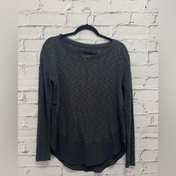 Deletta Tops - Anthropologie Dellata Nubby CircleLight Sweater Women - Charcoal Gray
